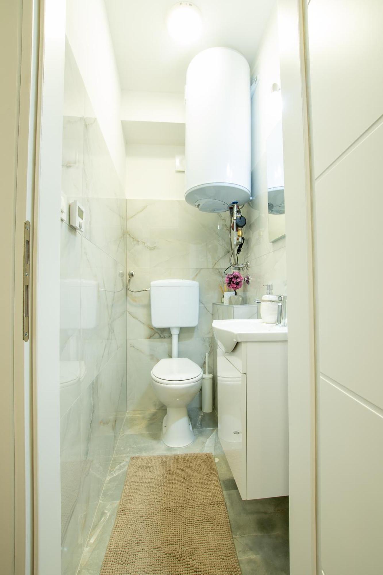 Apartman Valentina - Self Check In And Check Out Otočac Zewnętrze zdjęcie