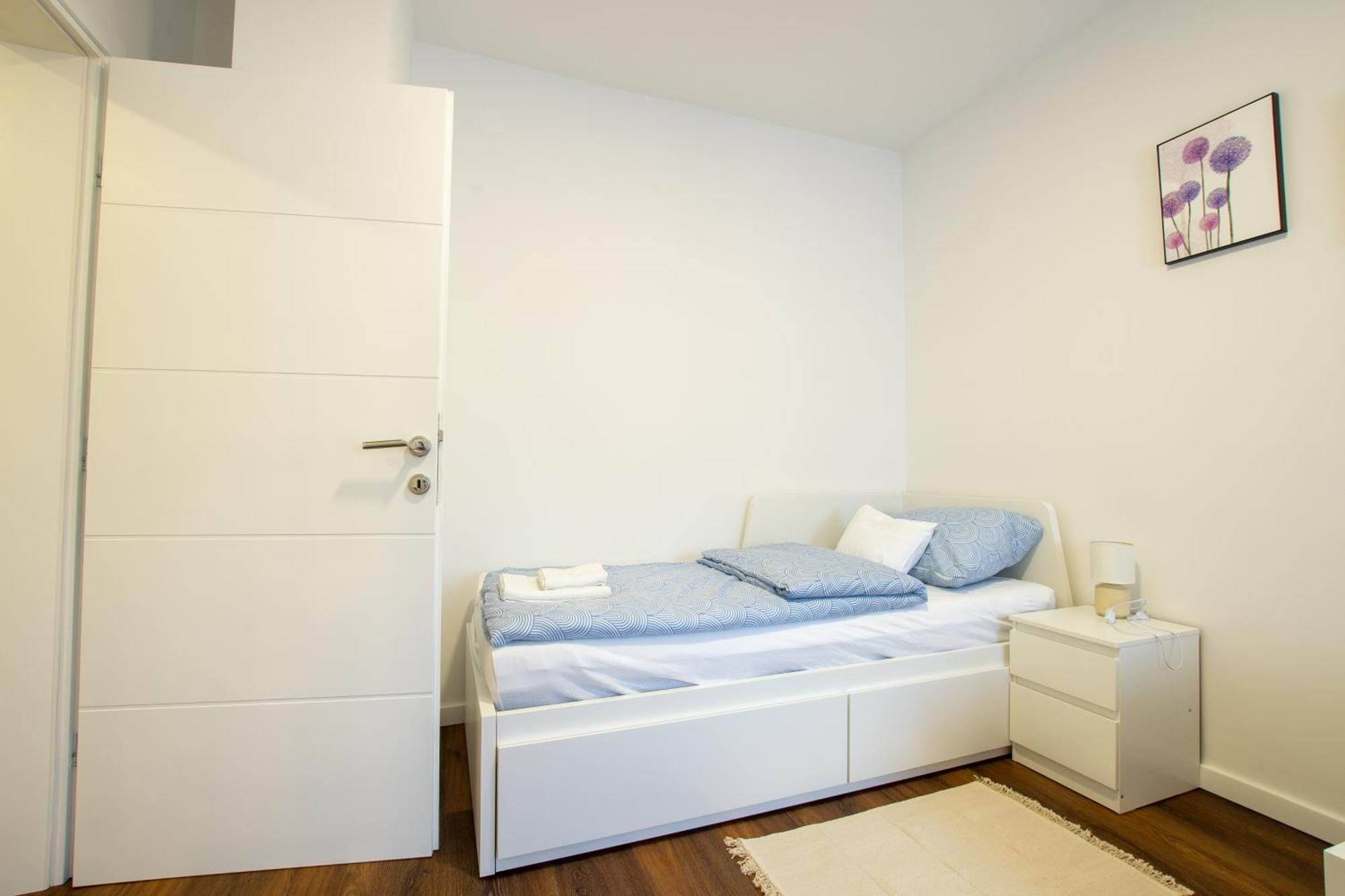 Apartman Valentina - Self Check In And Check Out Otočac Zewnętrze zdjęcie